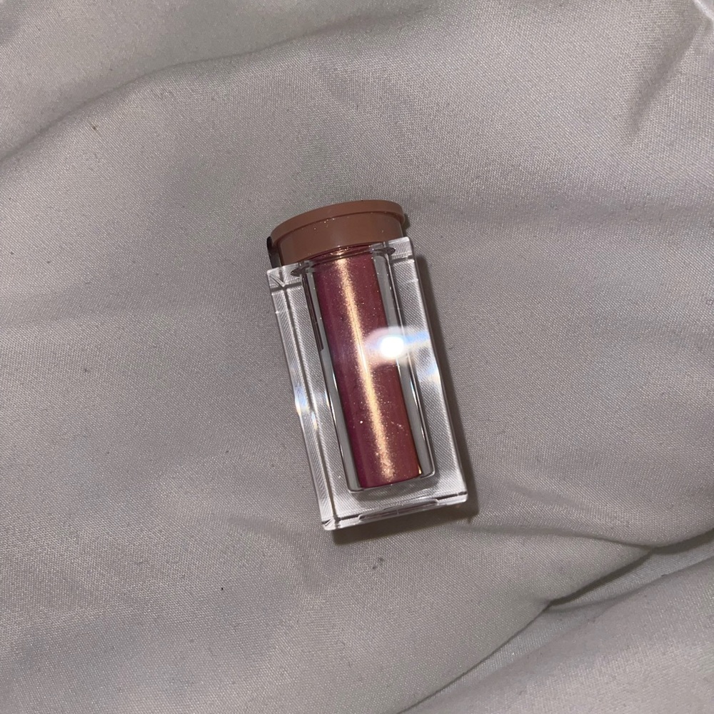BRAND NEW KKW Beauty Flashing Lights Highlighter in shade ‘High Key’